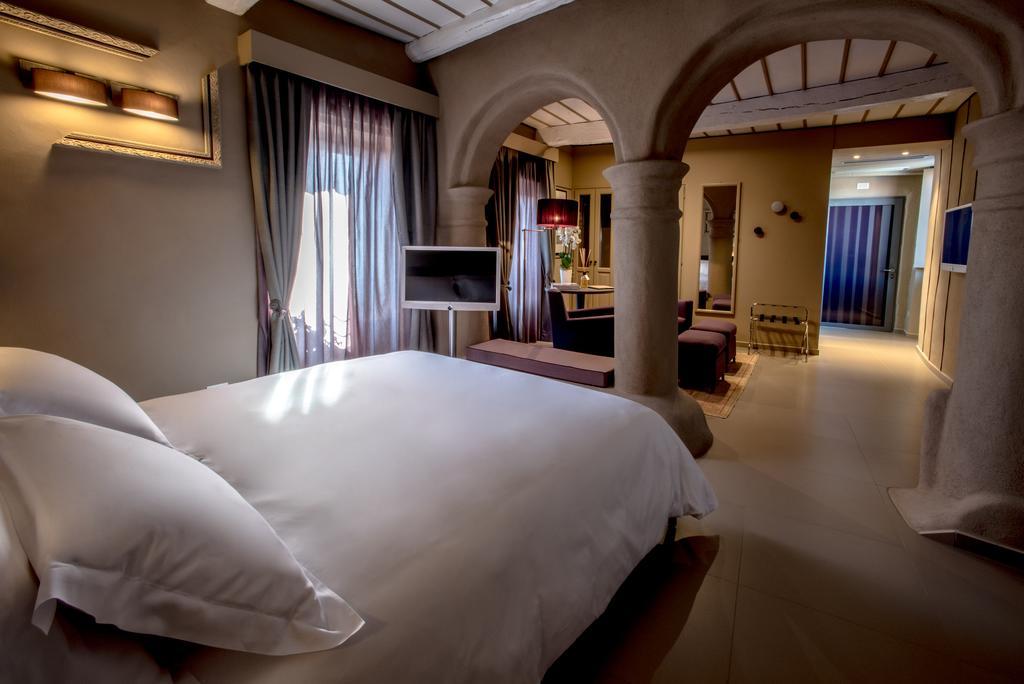 Uve Rooms & Wine Bar La Morra Pokój zdjęcie