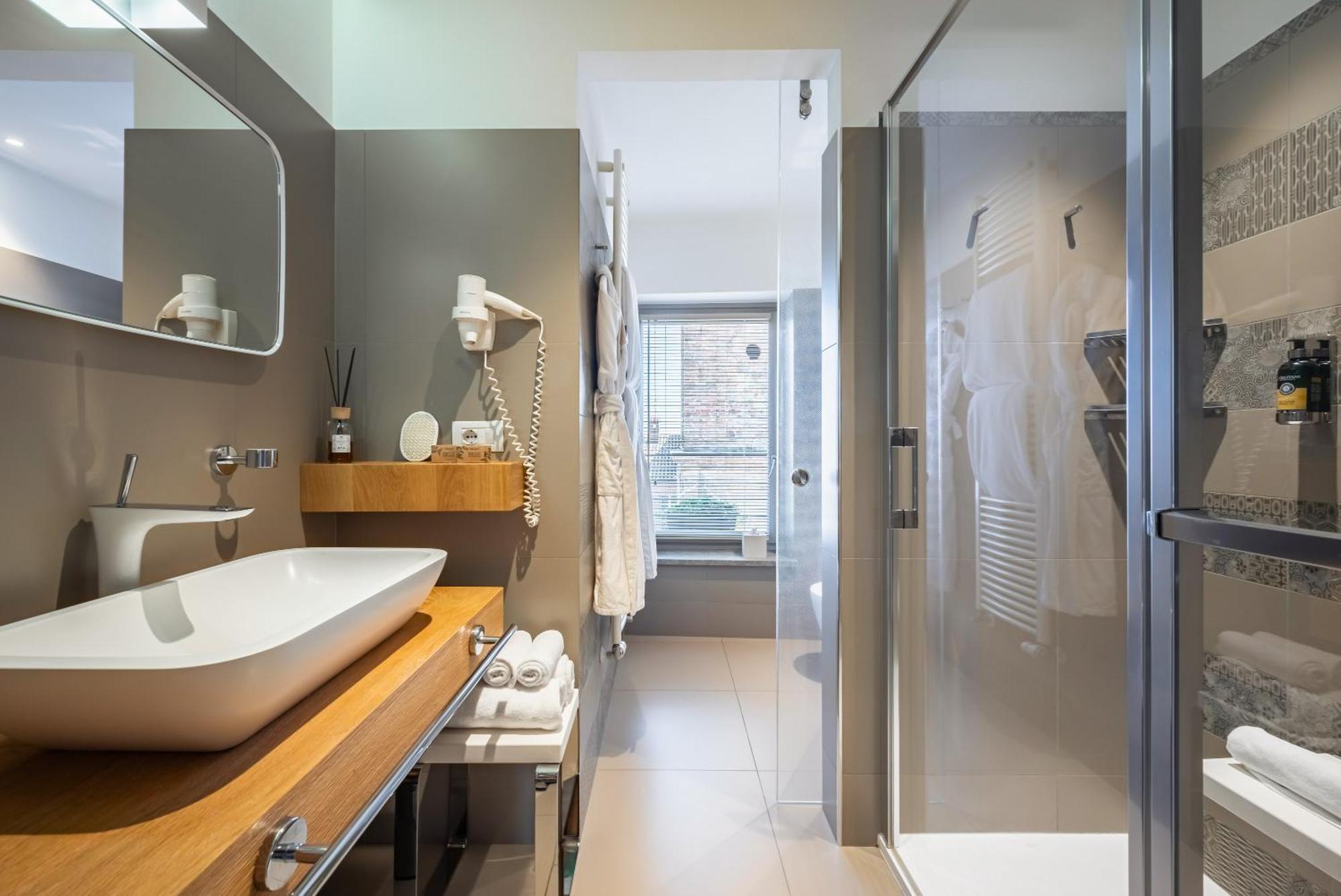 Uve Rooms & Wine Bar La Morra Zewnętrze zdjęcie