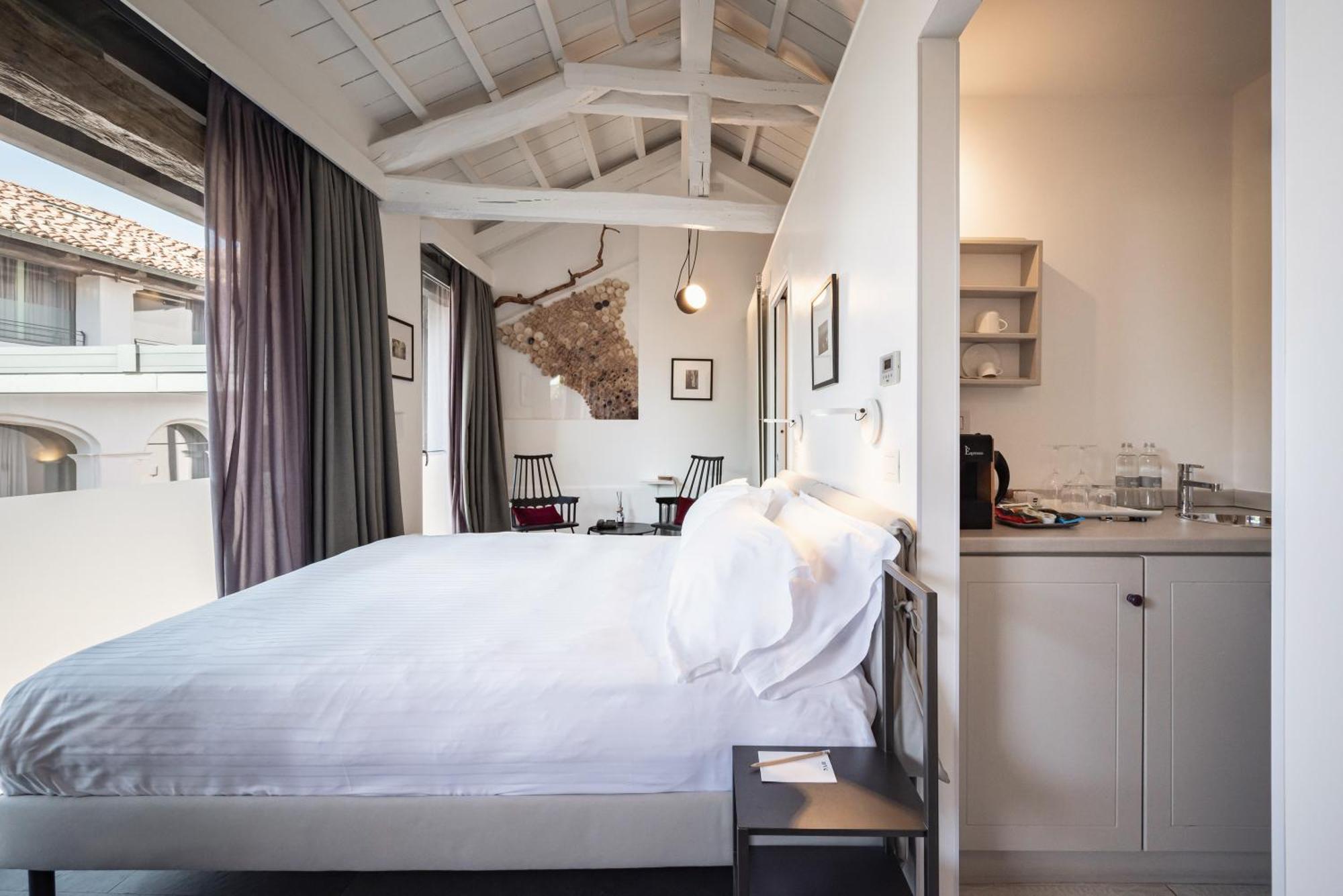 Uve Rooms & Wine Bar La Morra Zewnętrze zdjęcie