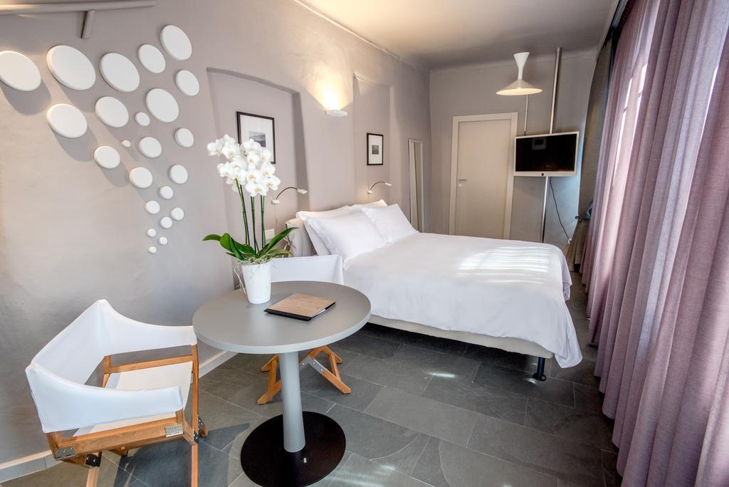 Uve Rooms & Wine Bar La Morra Zewnętrze zdjęcie