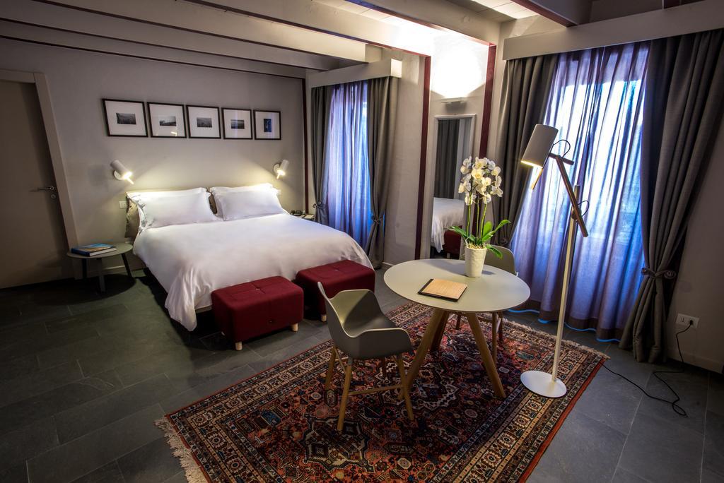 Uve Rooms & Wine Bar La Morra Zewnętrze zdjęcie