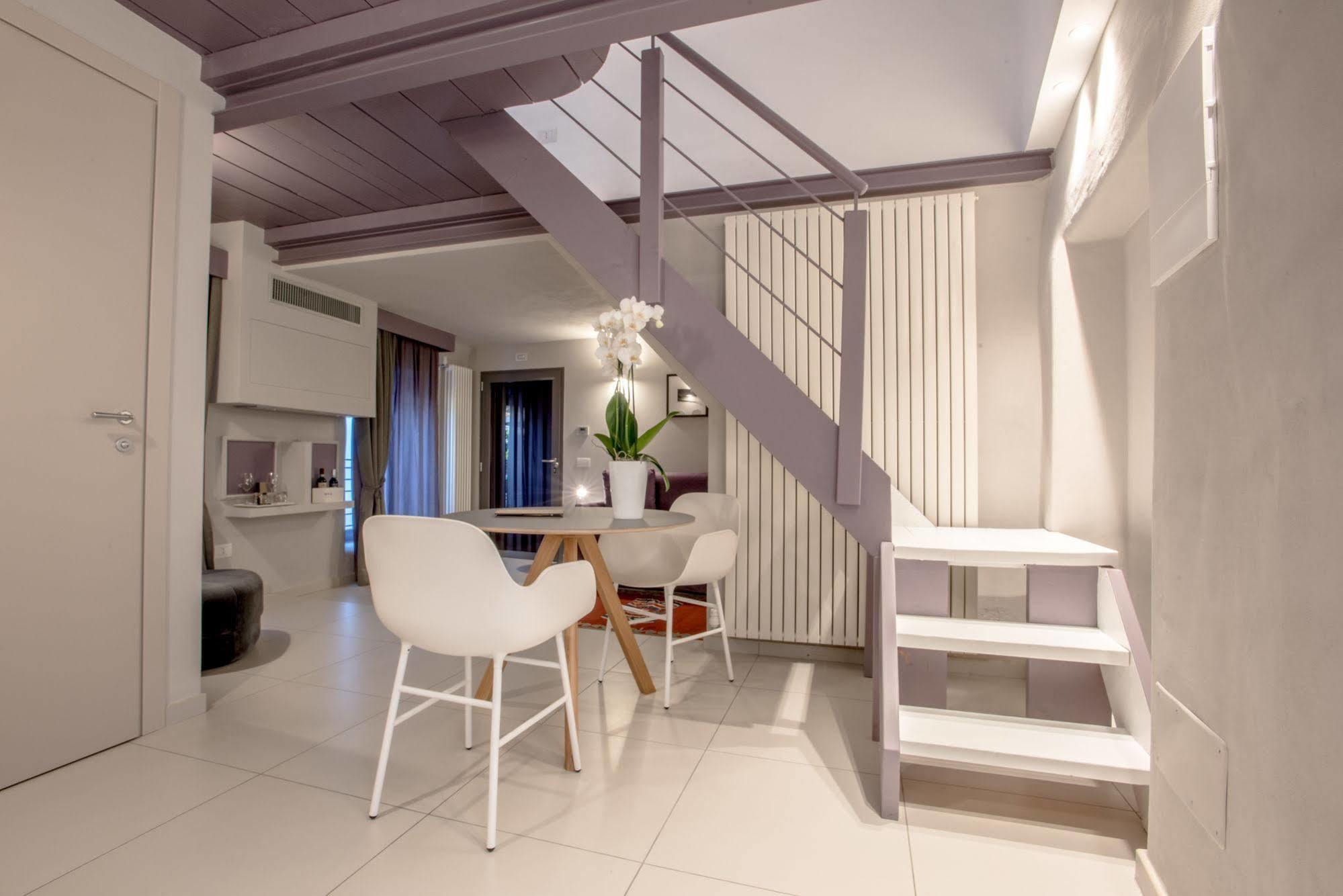 Uve Rooms & Wine Bar La Morra Zewnętrze zdjęcie