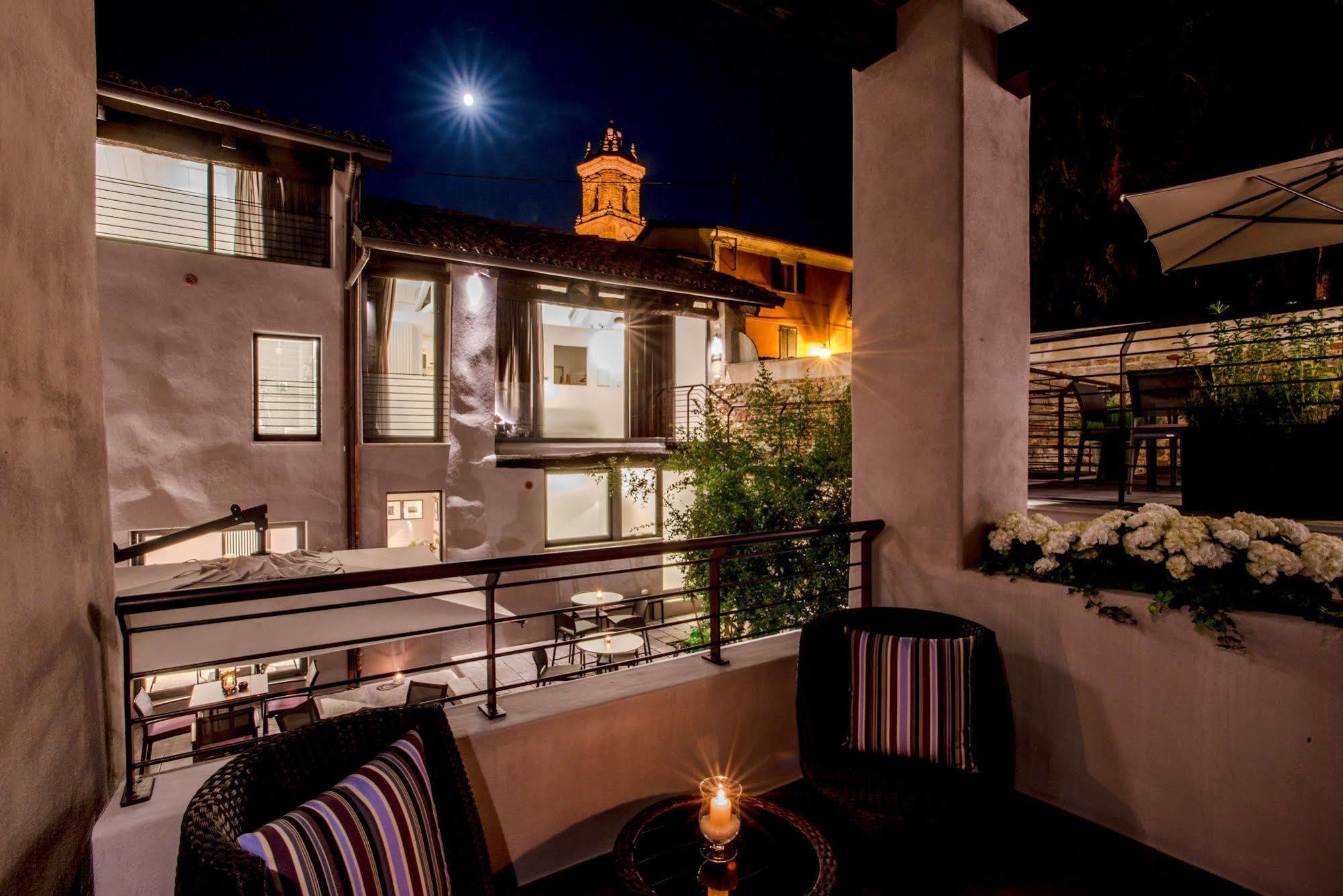 Uve Rooms & Wine Bar La Morra Zewnętrze zdjęcie