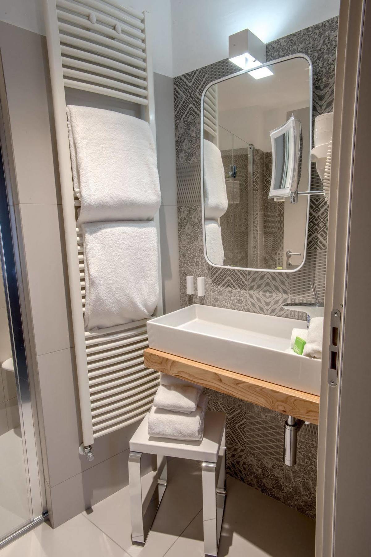 Uve Rooms & Wine Bar La Morra Zewnętrze zdjęcie